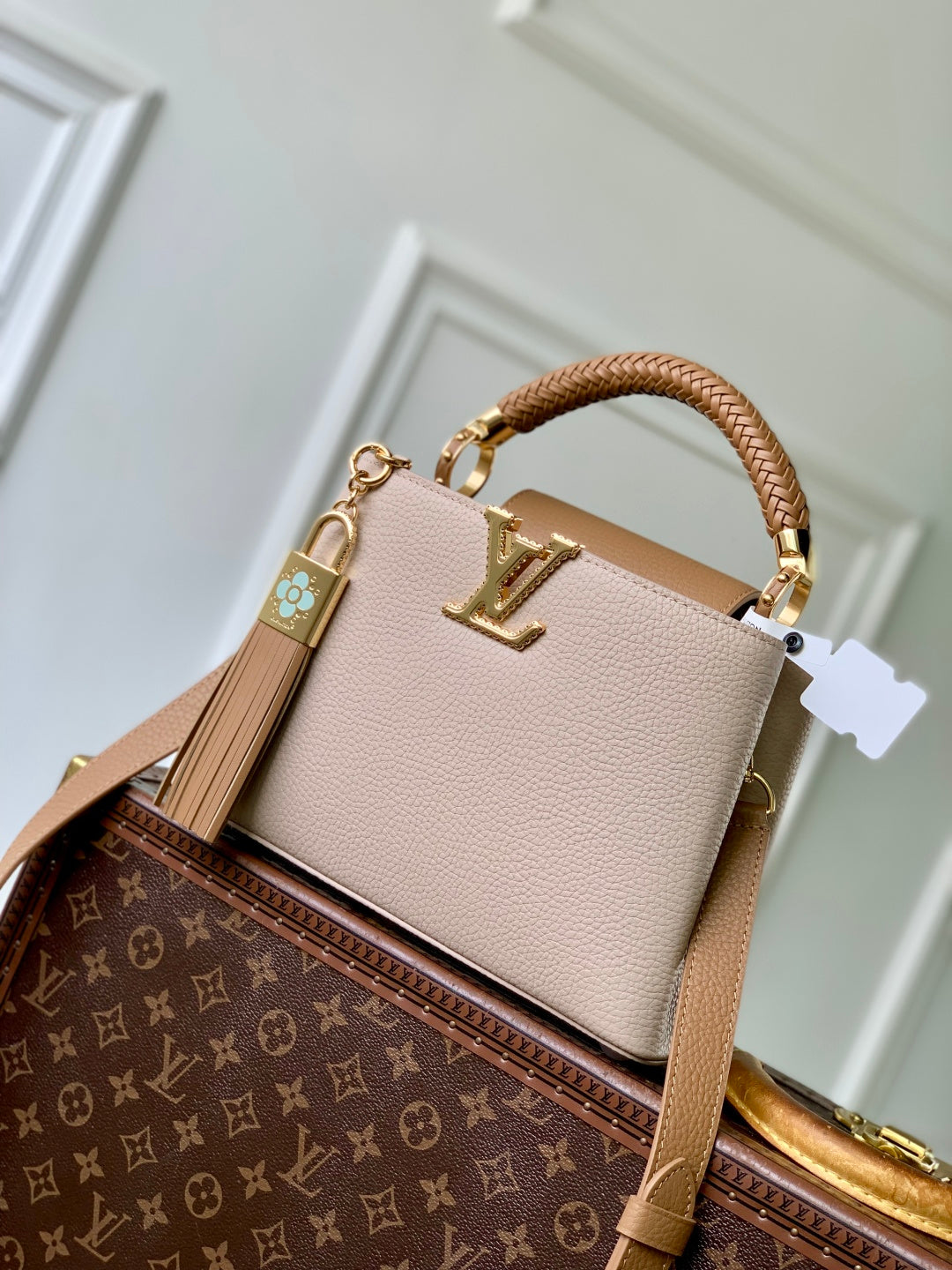LV 2025  Capucines BB Bag Cream mix Arizona Beige Taurillon Leather 347423