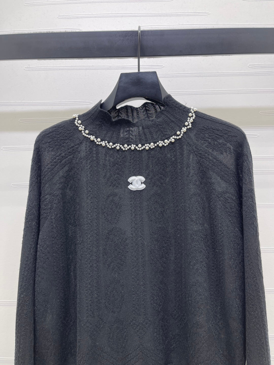 Chanel 2026 Beaded Crew Neck Knit Long-sleeved Top Wool