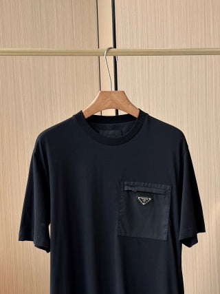 Prada Short Sleeves with Pocket Triangle Logo T-shirt Black Cotton