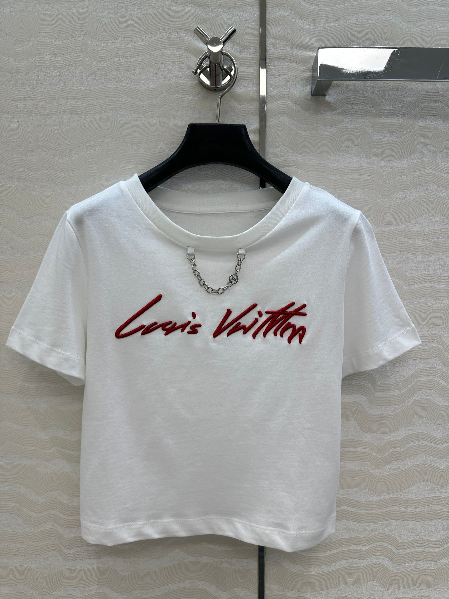 LV 25 Simple Generous T-shirt White Red Black Cotton