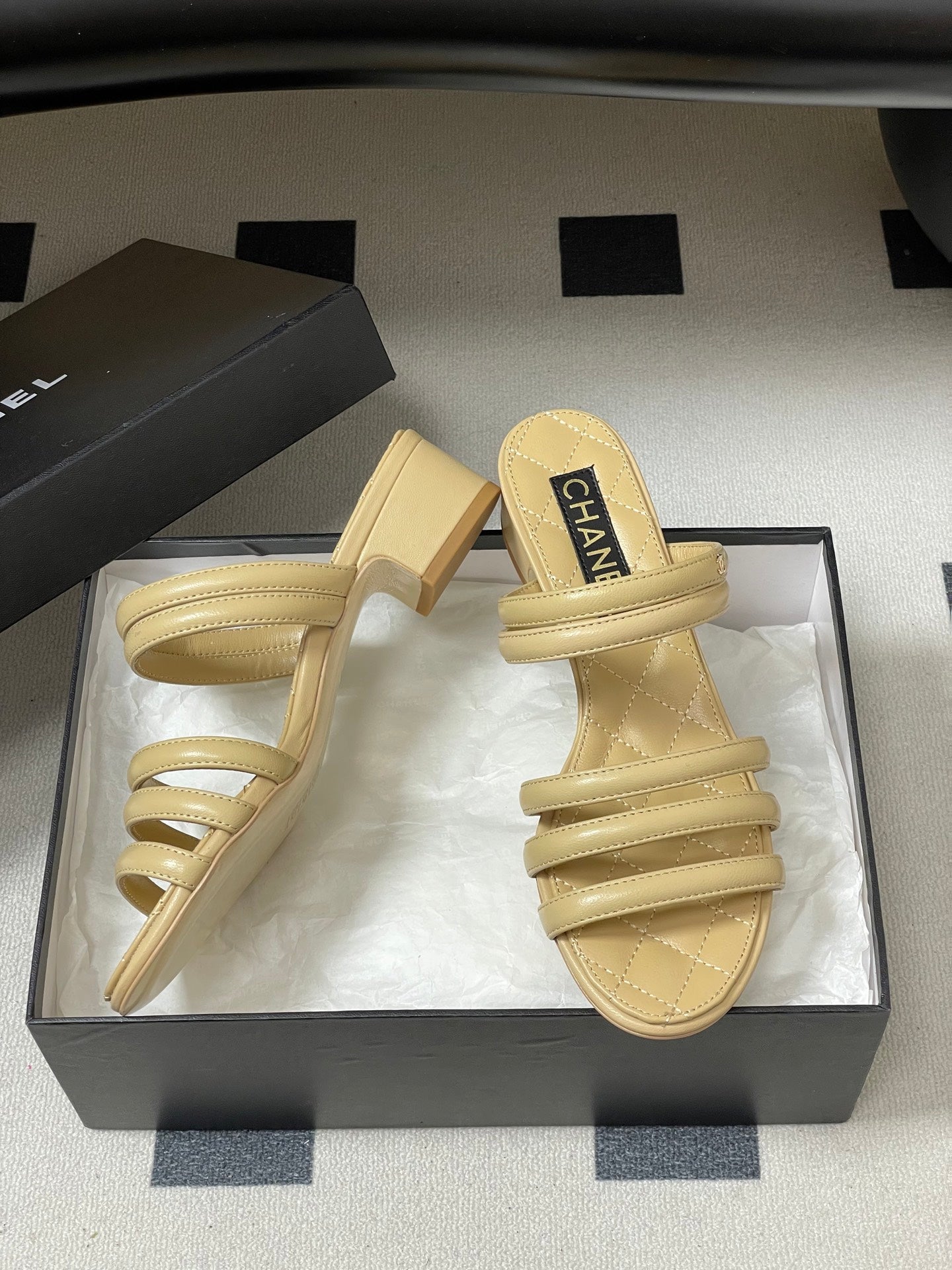 CC 26 Quilted 30mm Sandal Sheepskin 593268