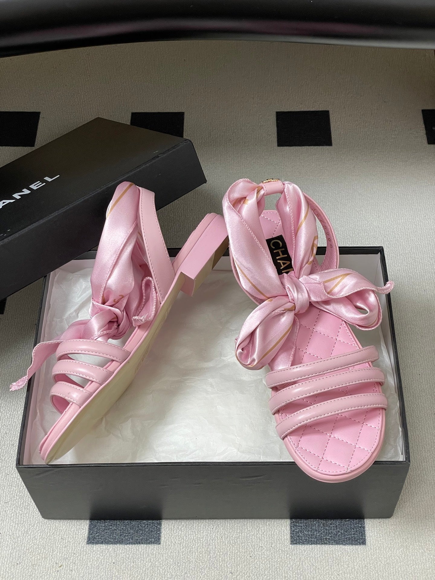 CC 26 Quilted Sandal 10mm With Scarf Sheepskin