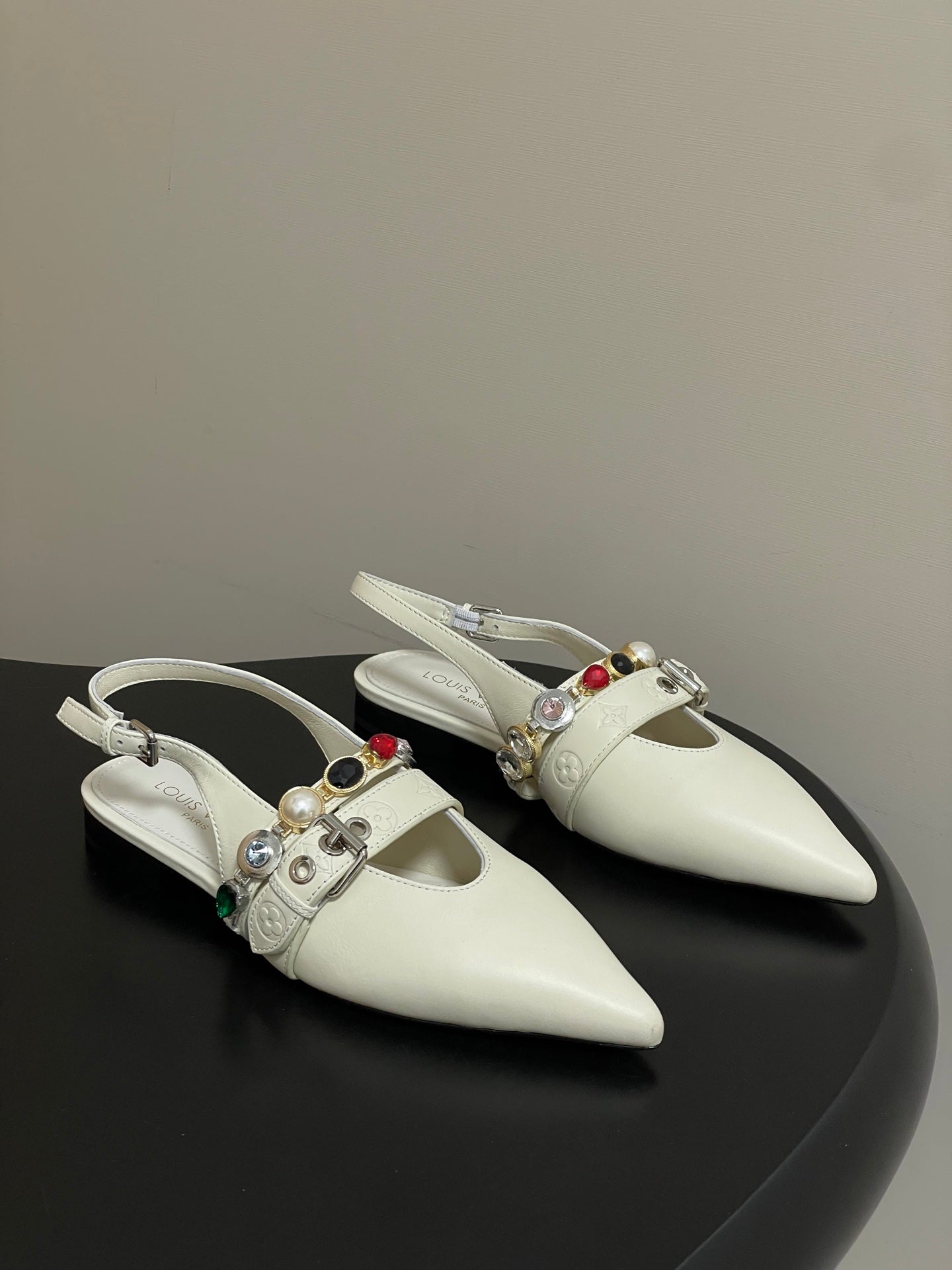 LV 2026 Vibe Slingback Flat Ballerina Cowhide 593439