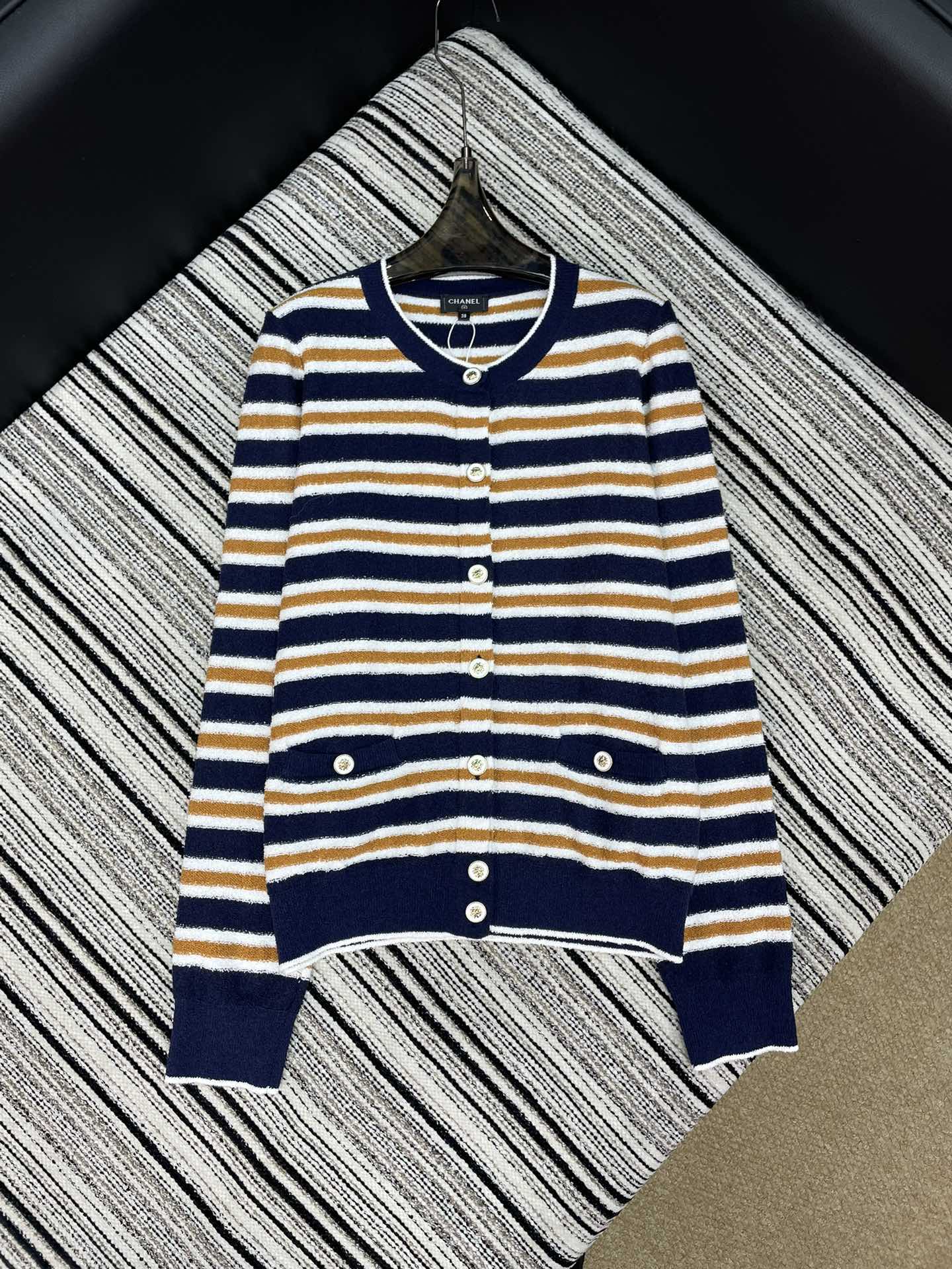 Chanel 2025 Knitted Cardigan Cotton 330421