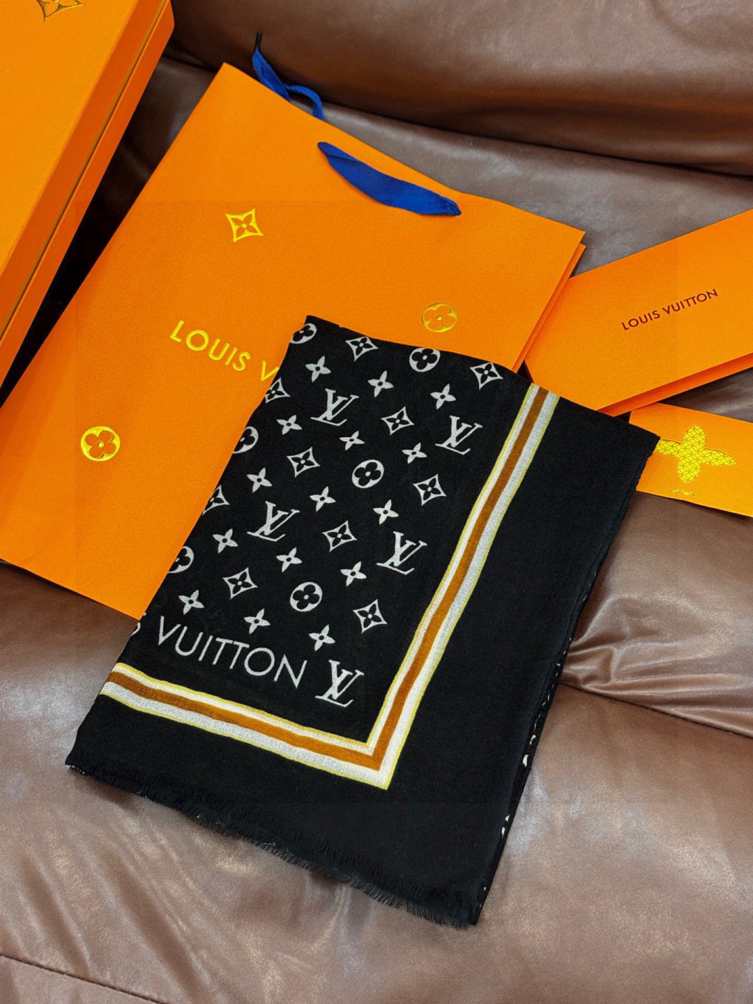 LV Monogram Long Scarf 200cm Black Beige Cashmere 969170