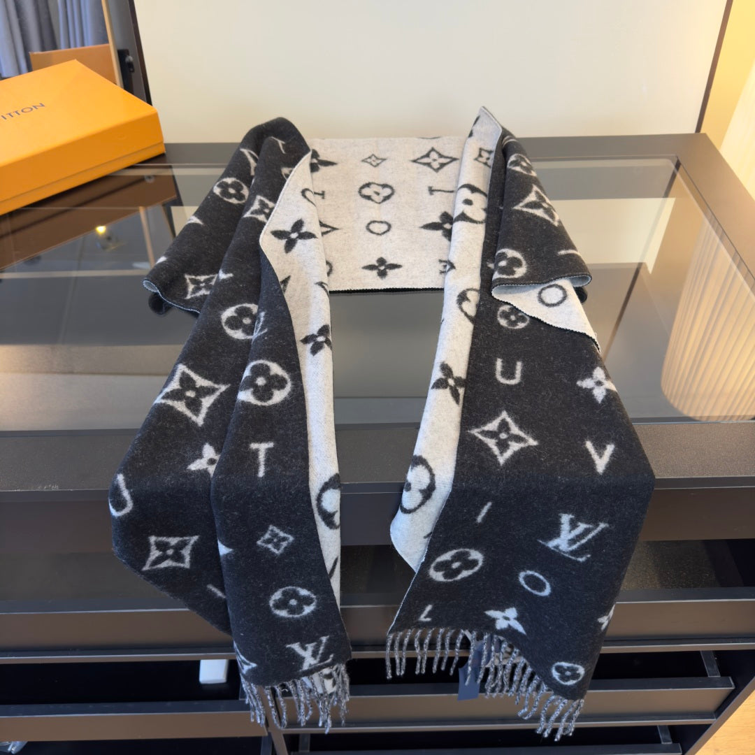 LV 25 Scarf 220CM Black Wool 293520