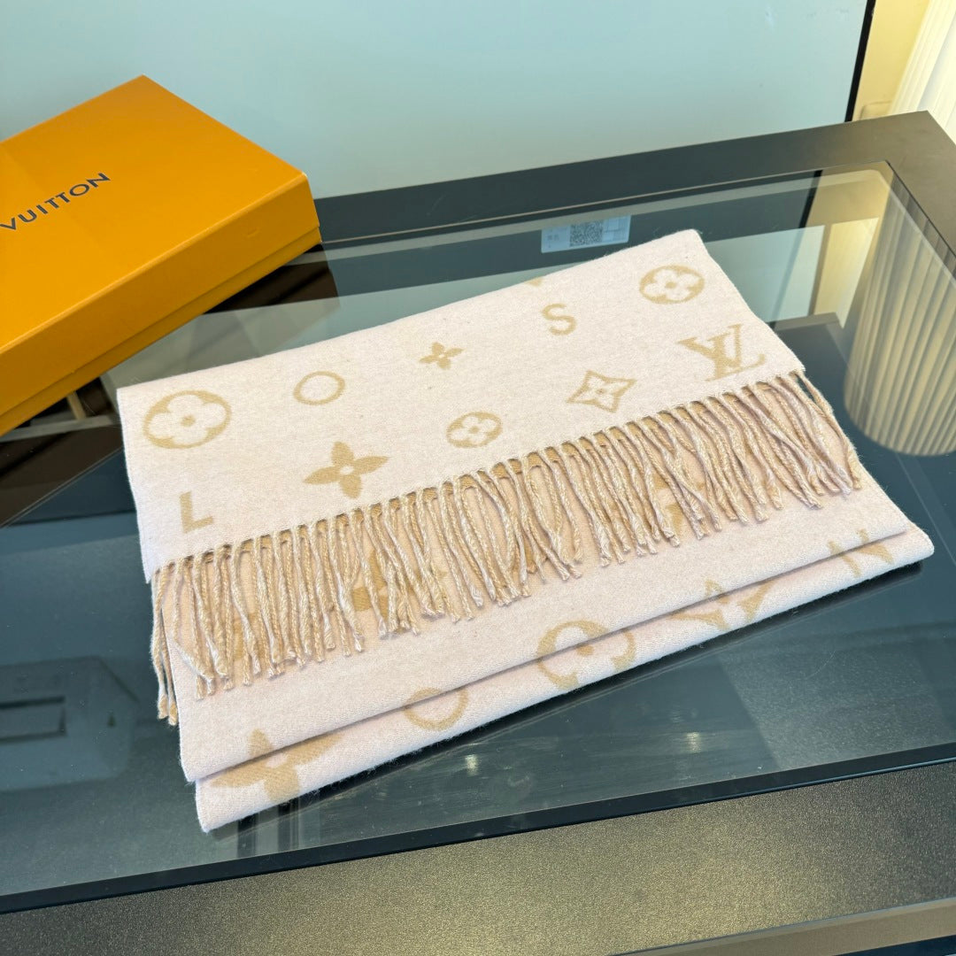 LV 25 Scarf 220CM Light Pink Wool 293518