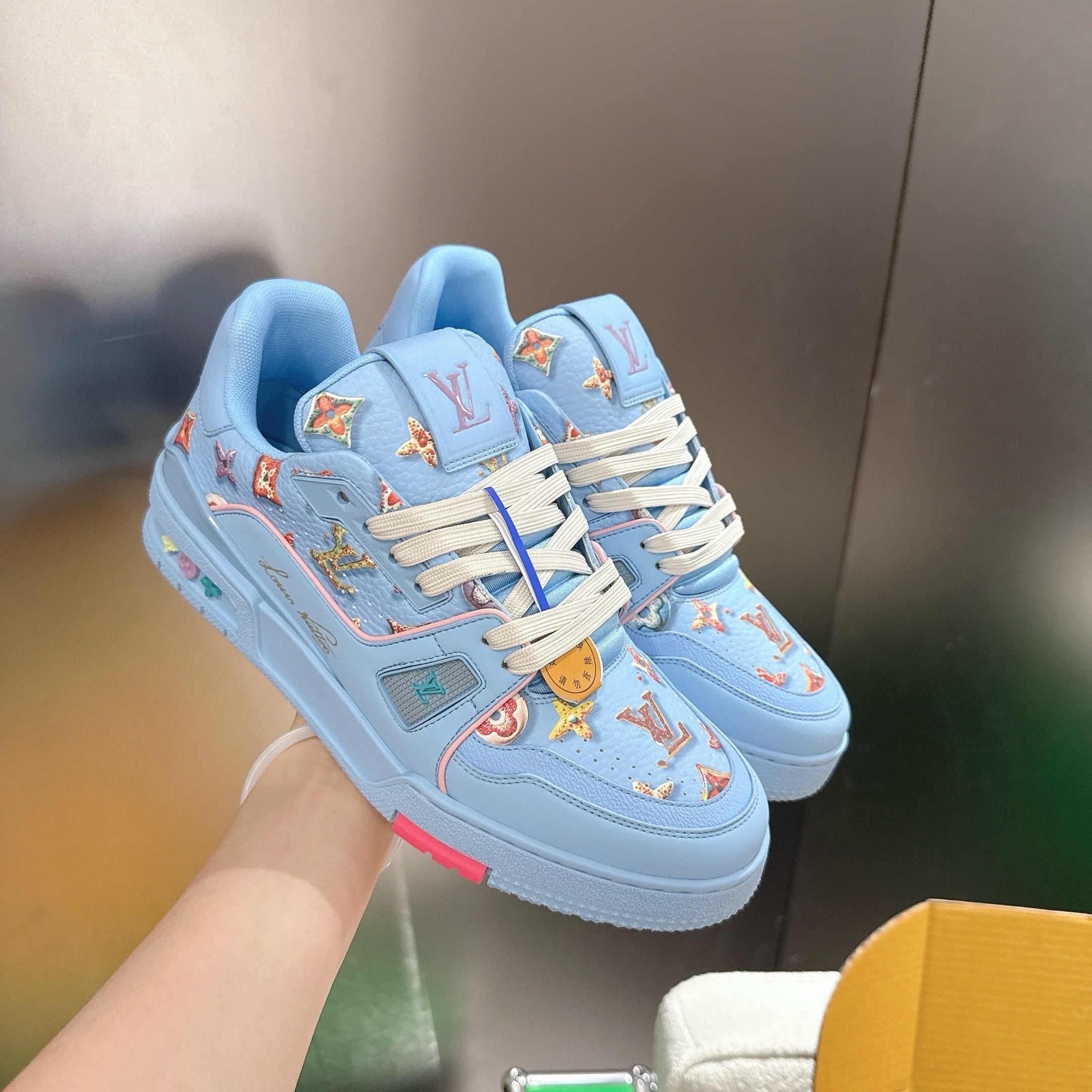 LV 26ss Trainer Sneakers Blue Colorful Cowhide 632143