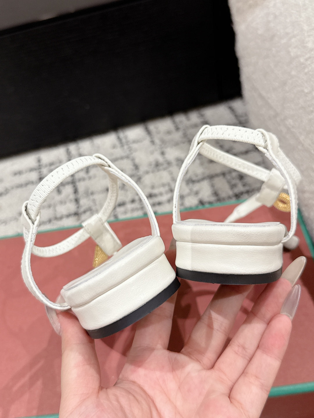 LP Mindil Infra Sandal White Sheepskin 312460