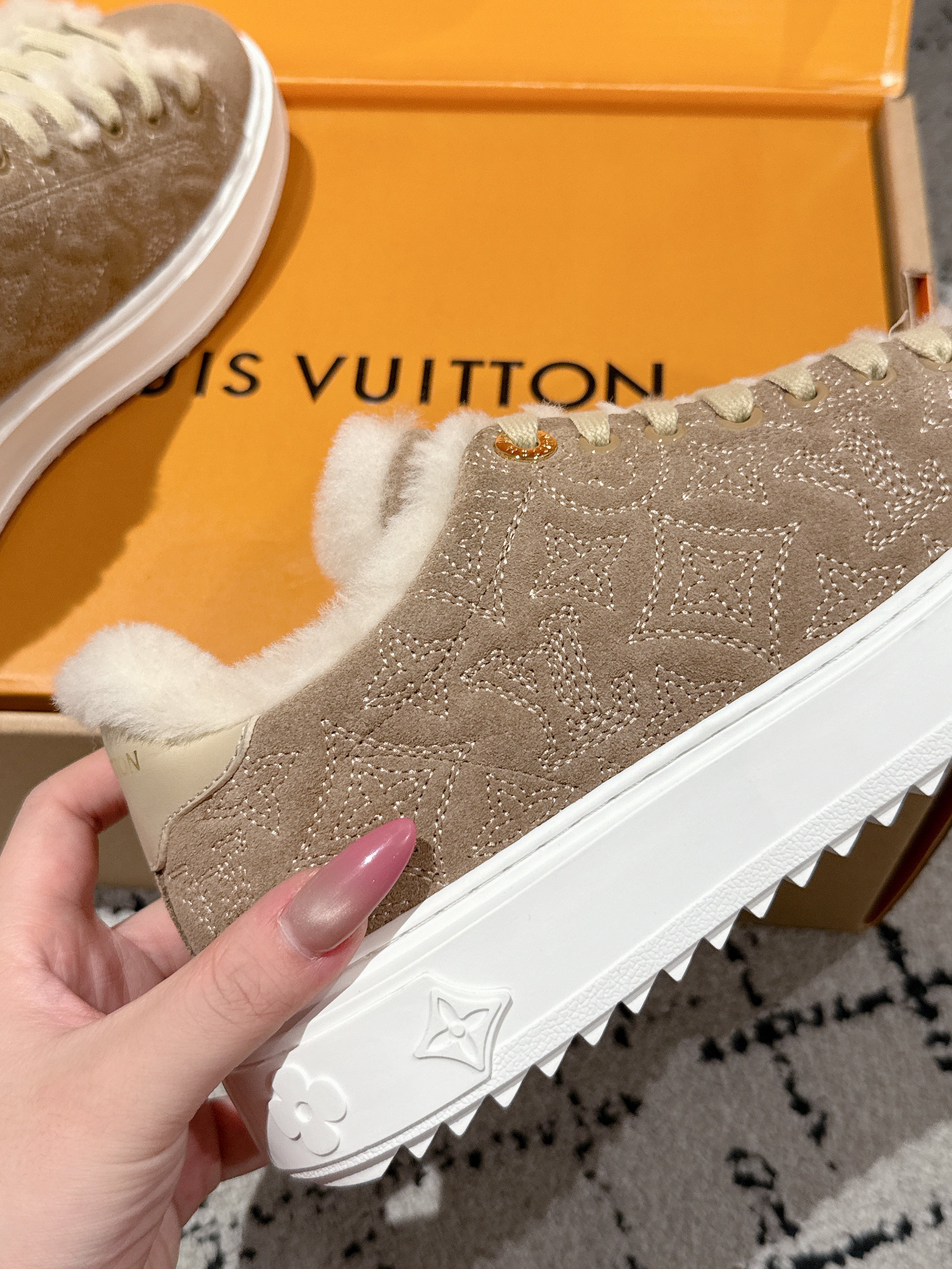 LV 2026 Time Out Sneaker Beige White Suede Wool 595291