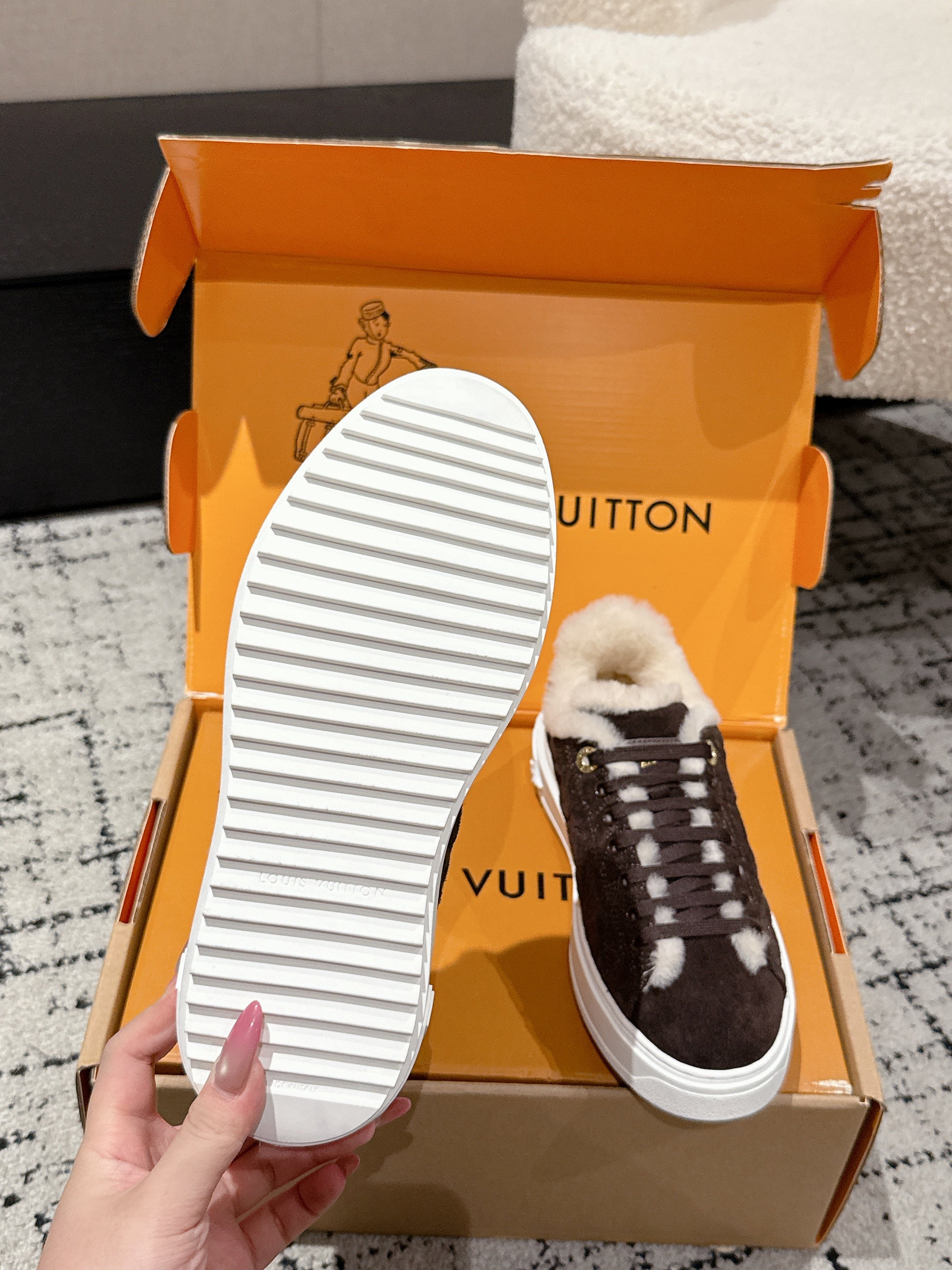 LV 2026 Time Out Sneaker Brown White Suede Wool 595292