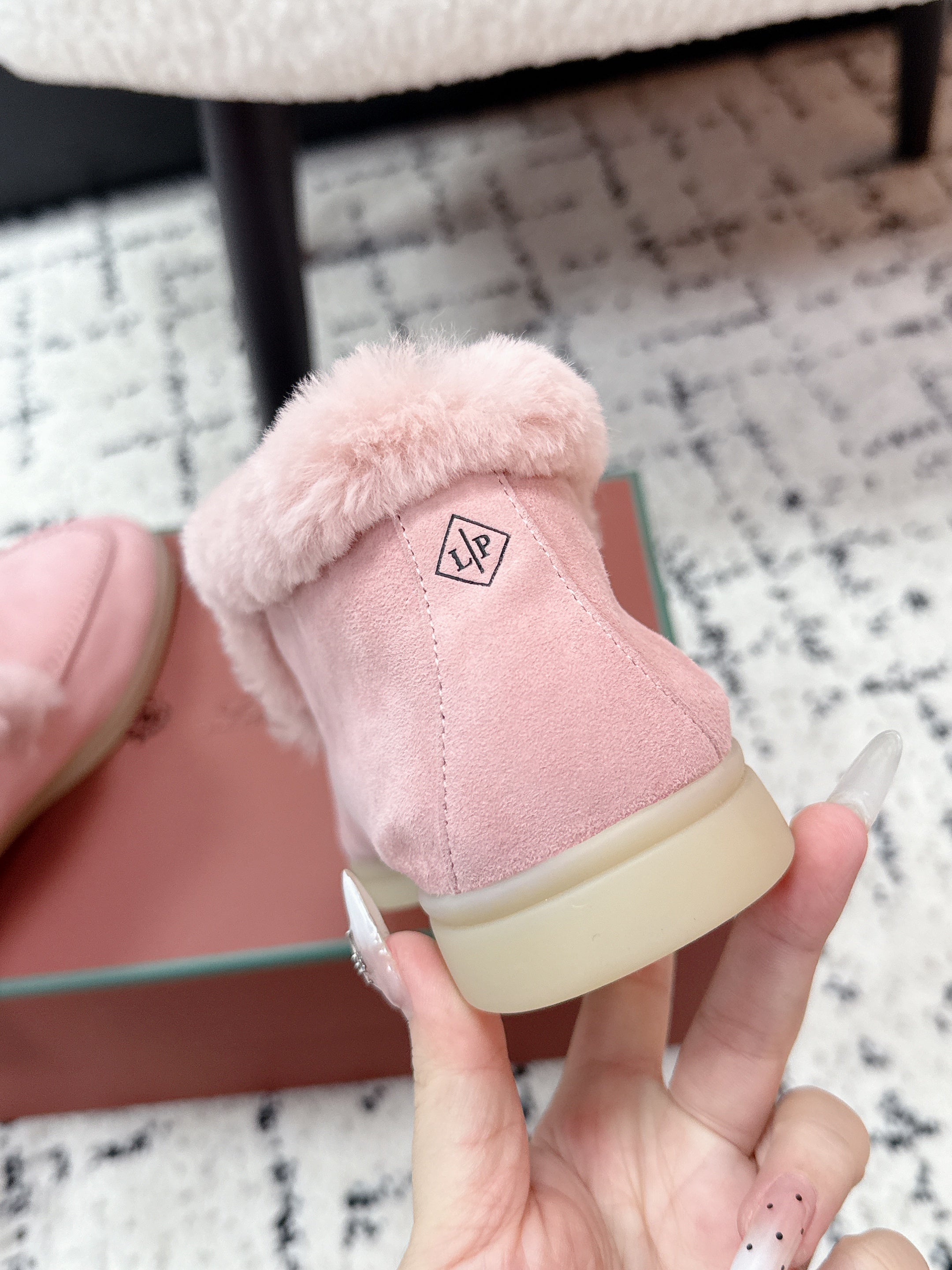 LP 26SS Open Walk Ankle Boot Pink Suede Fur 617381