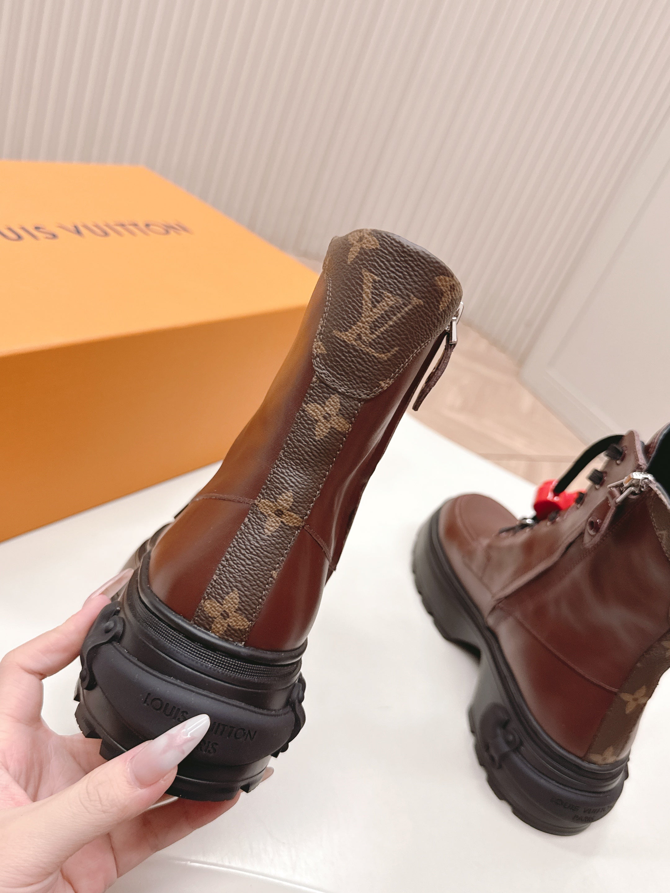 LV 2026 Martin Boot With Heart-shaped Brown Calfskin 595467