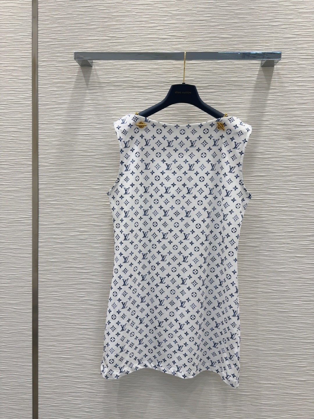 LV 25 Simple Dress White Blue Cotton