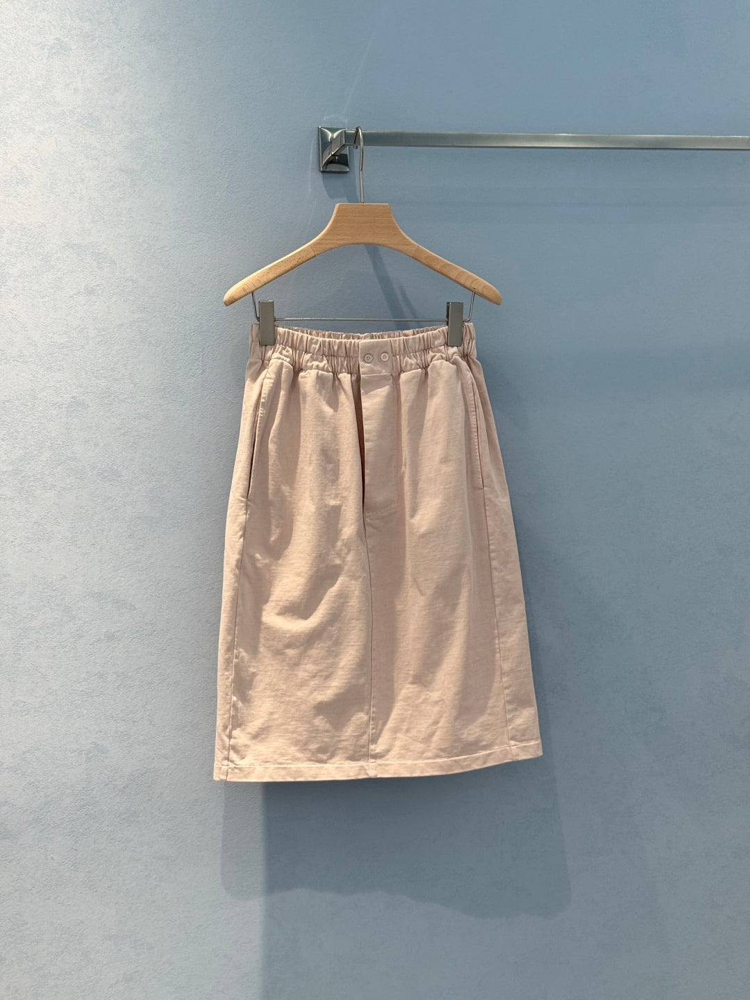 LV Designer Dress With Metal Logo Buttons Light Skirt  Pink Cotton