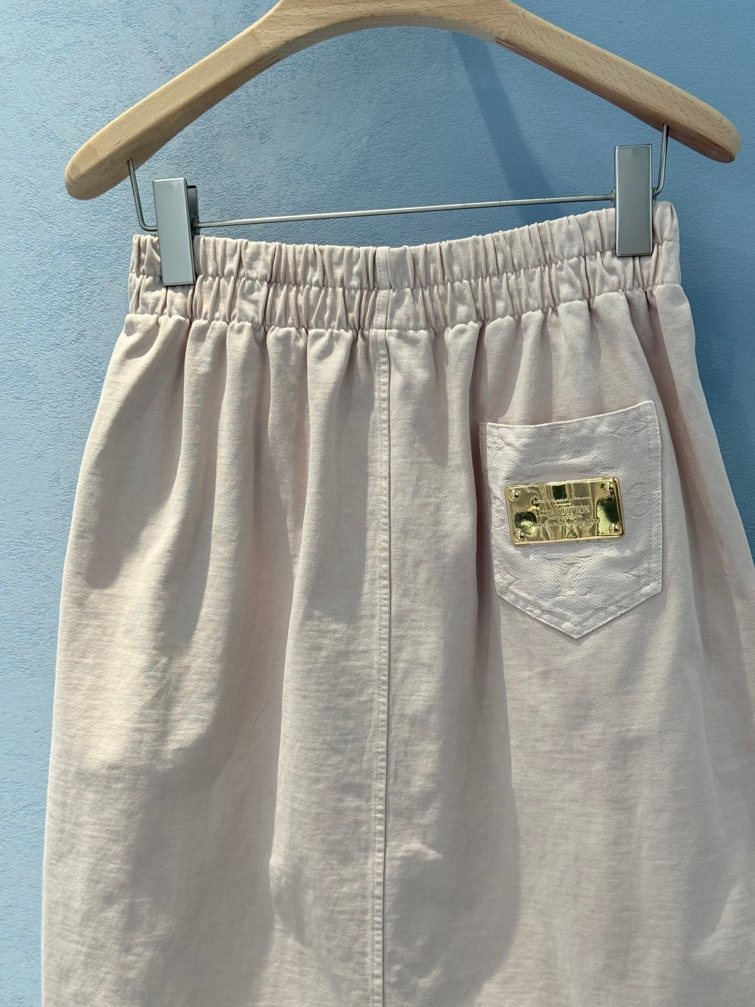 LV Designer Dress With Metal Logo Buttons Light Skirt  Pink Cotton