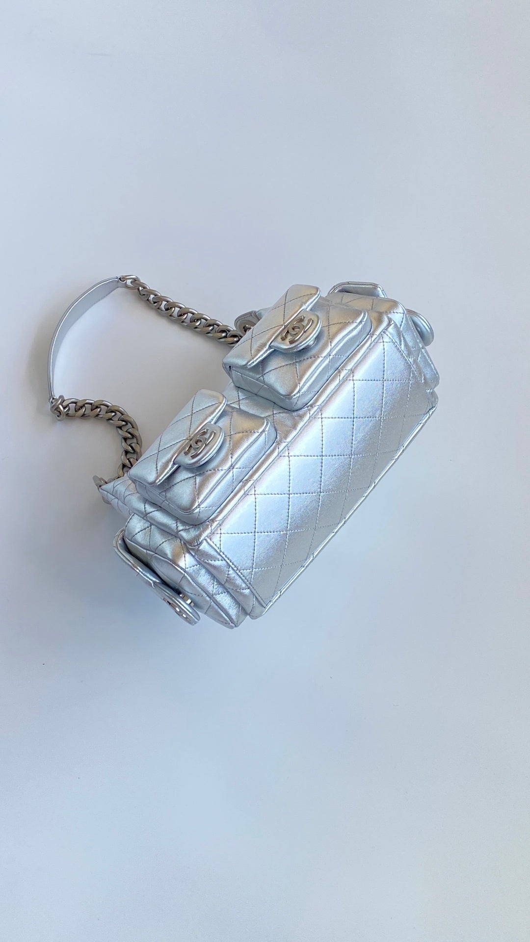 Chanel 25 Large Cargo Hobo Bag Silver Lambskin