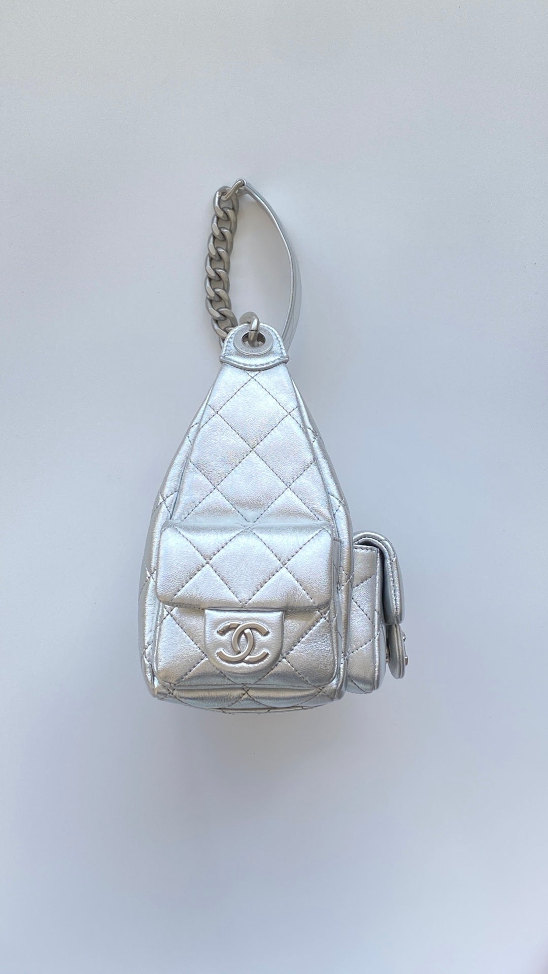 Chanel 25 Large Cargo Hobo Bag Silver Lambskin