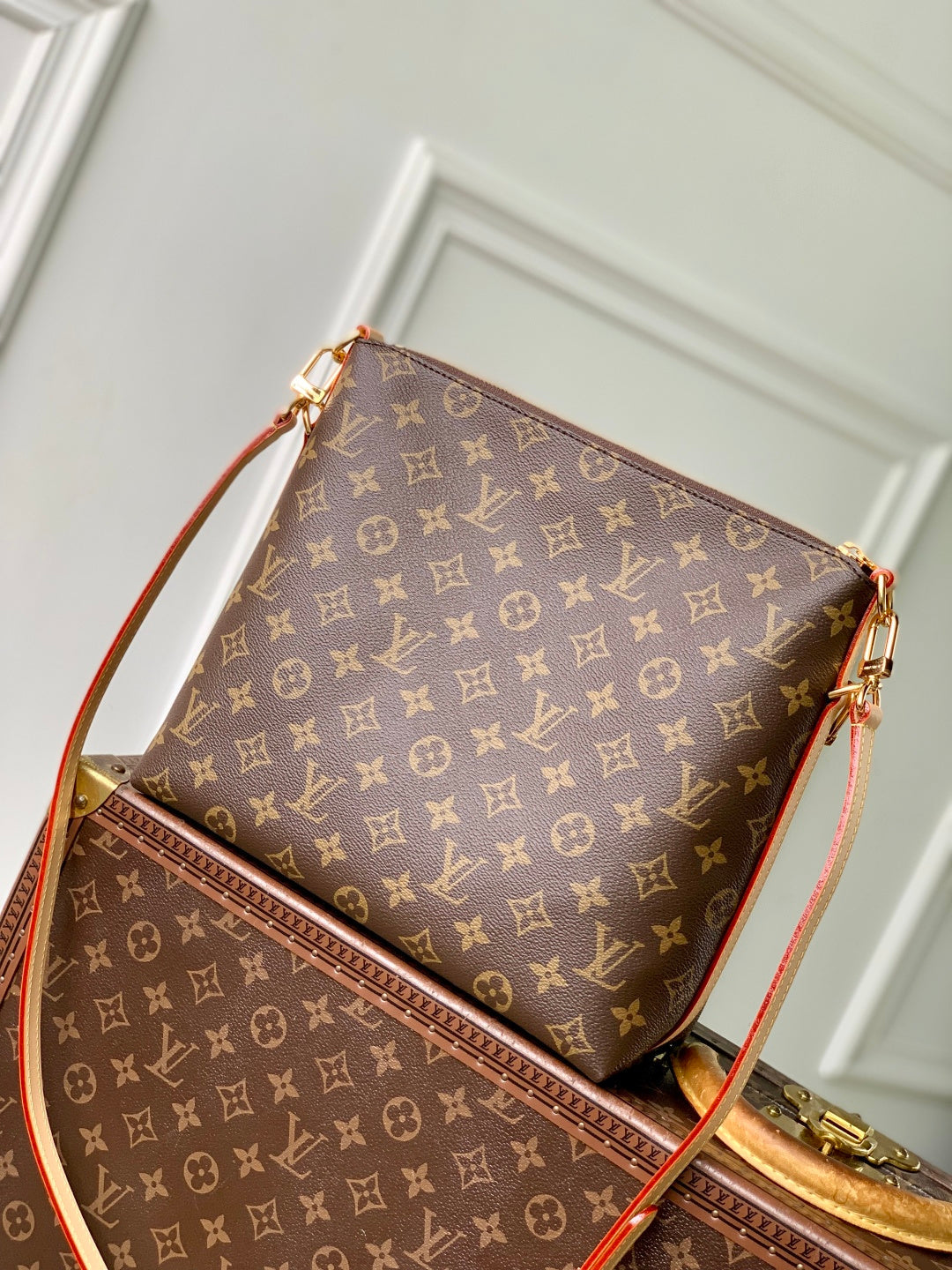 LV 2025 Multipass Bag Brown Monogram Canvas with Cowhide 347365