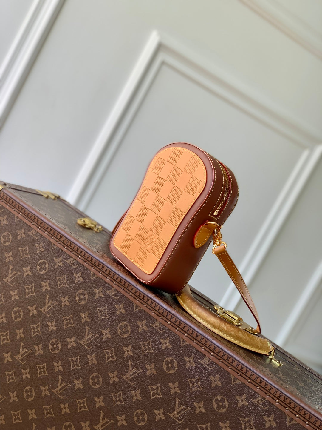 LV 2025 Toast Wearable Wallet 20cm Camel Brown Leather 347100