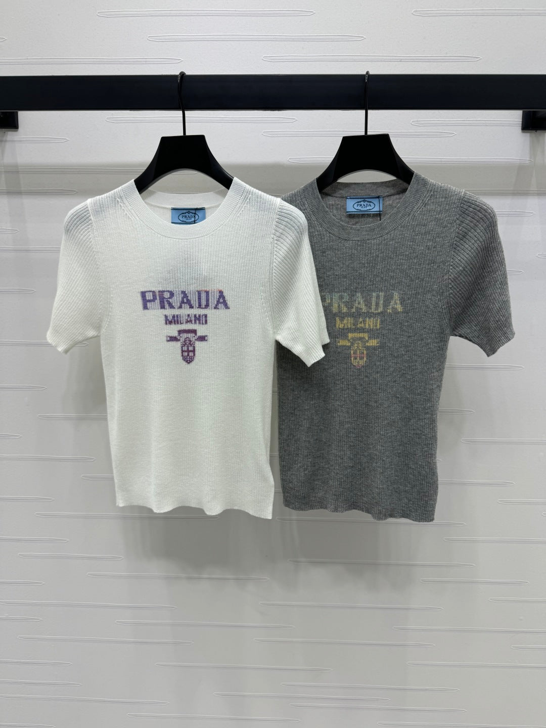 Prada 25 T-Shirt Wool with Acrylic 233531
