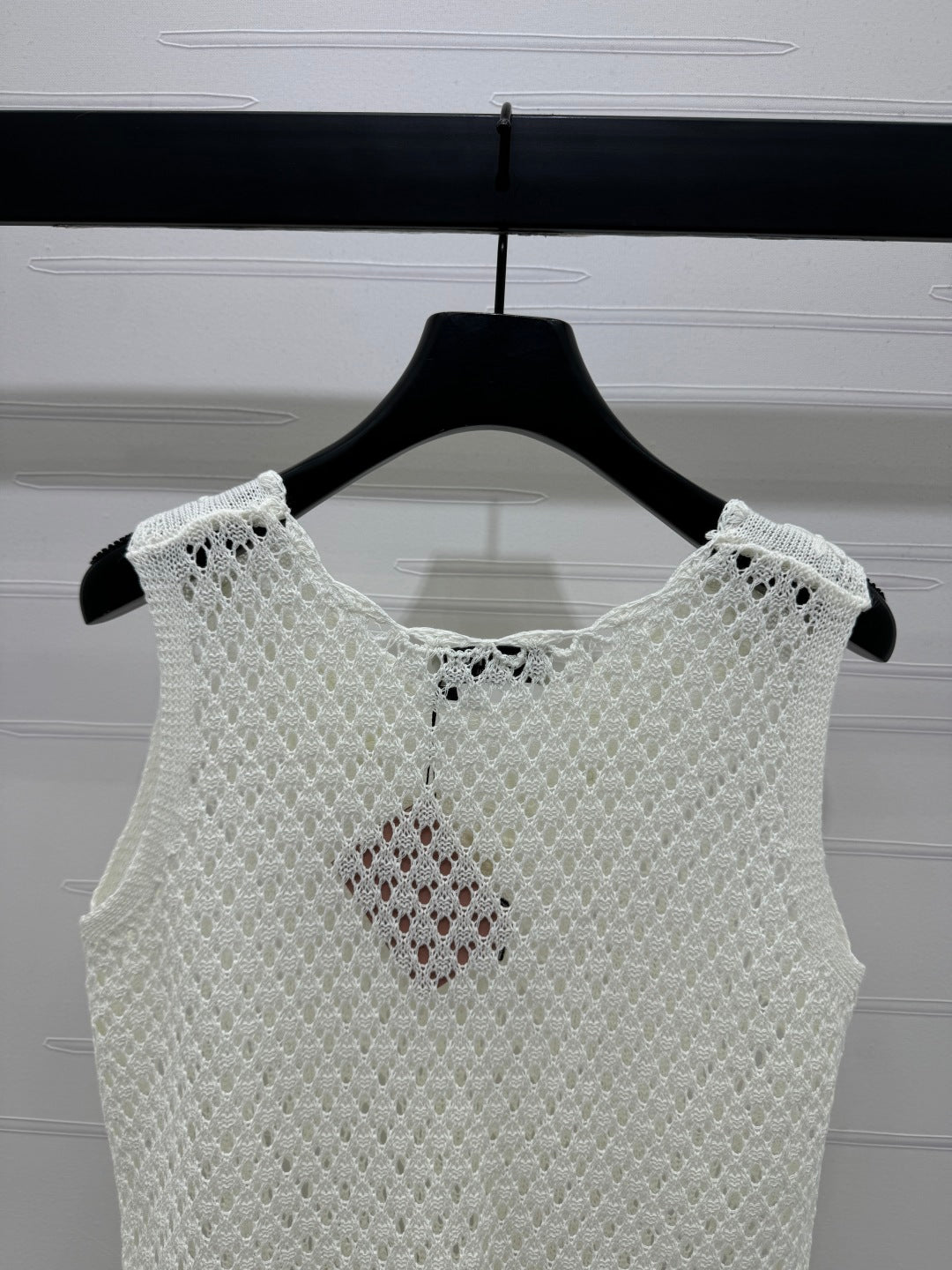 Miumiu 25 White Knitted V-neck Tank Top