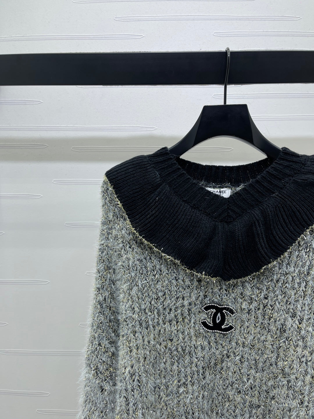 Chanel 2025 Ruffled Collar Shimmering Sweater Gray Black Polyester Wool 319566