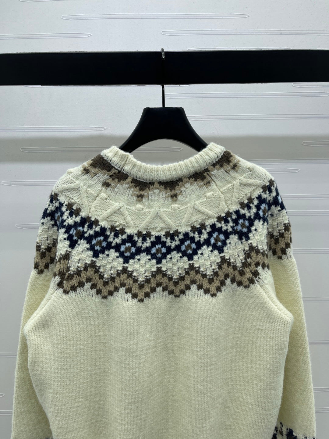 Chanel 2025 Sweater Cream Mix Colors Wool Nylon 319615