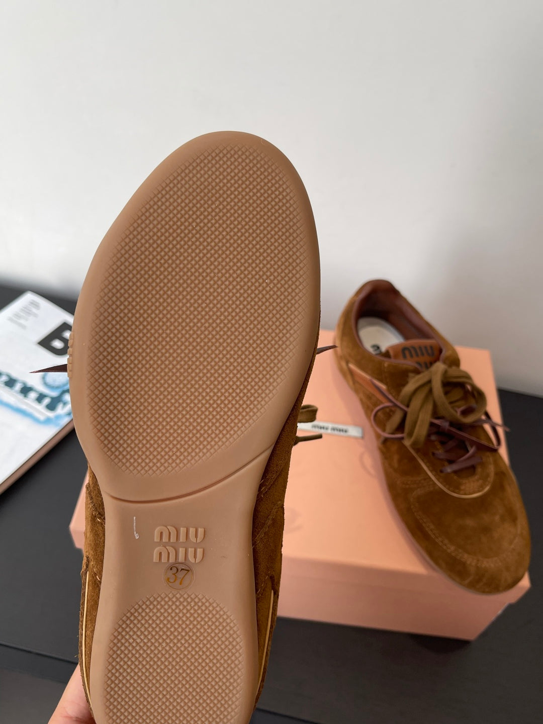 MiuMiu 25 sneaker brown suede  521965