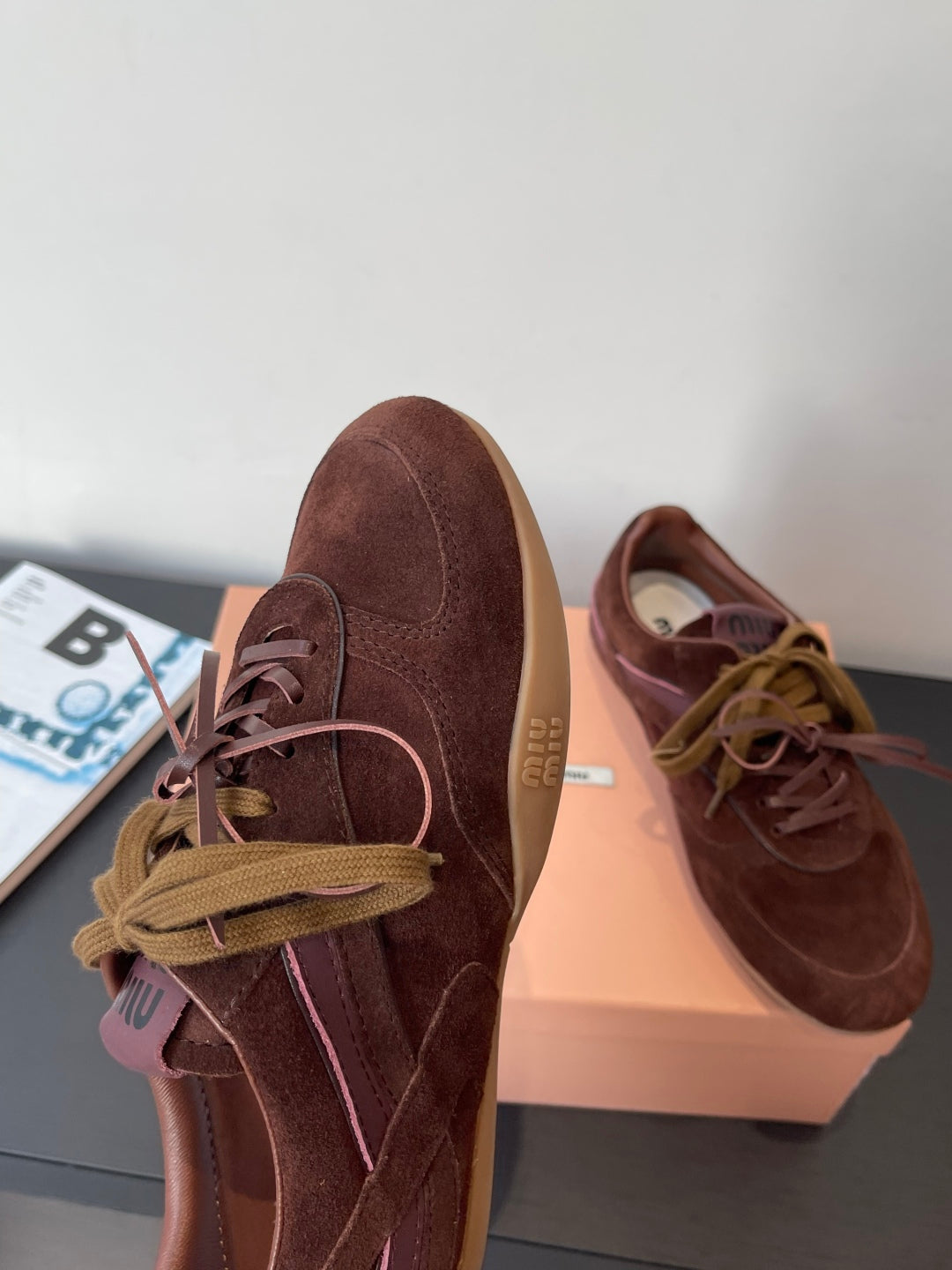 MiuMiu 25 sneaker dark brown suede  521963