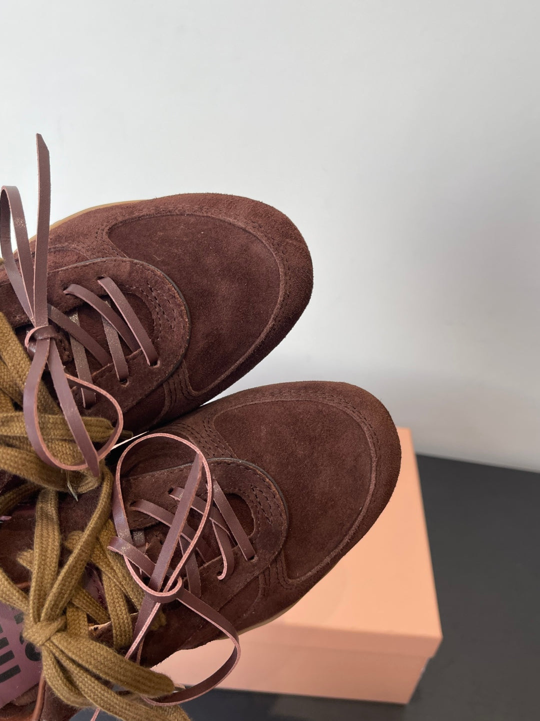 MiuMiu 25 sneaker dark brown suede  521963