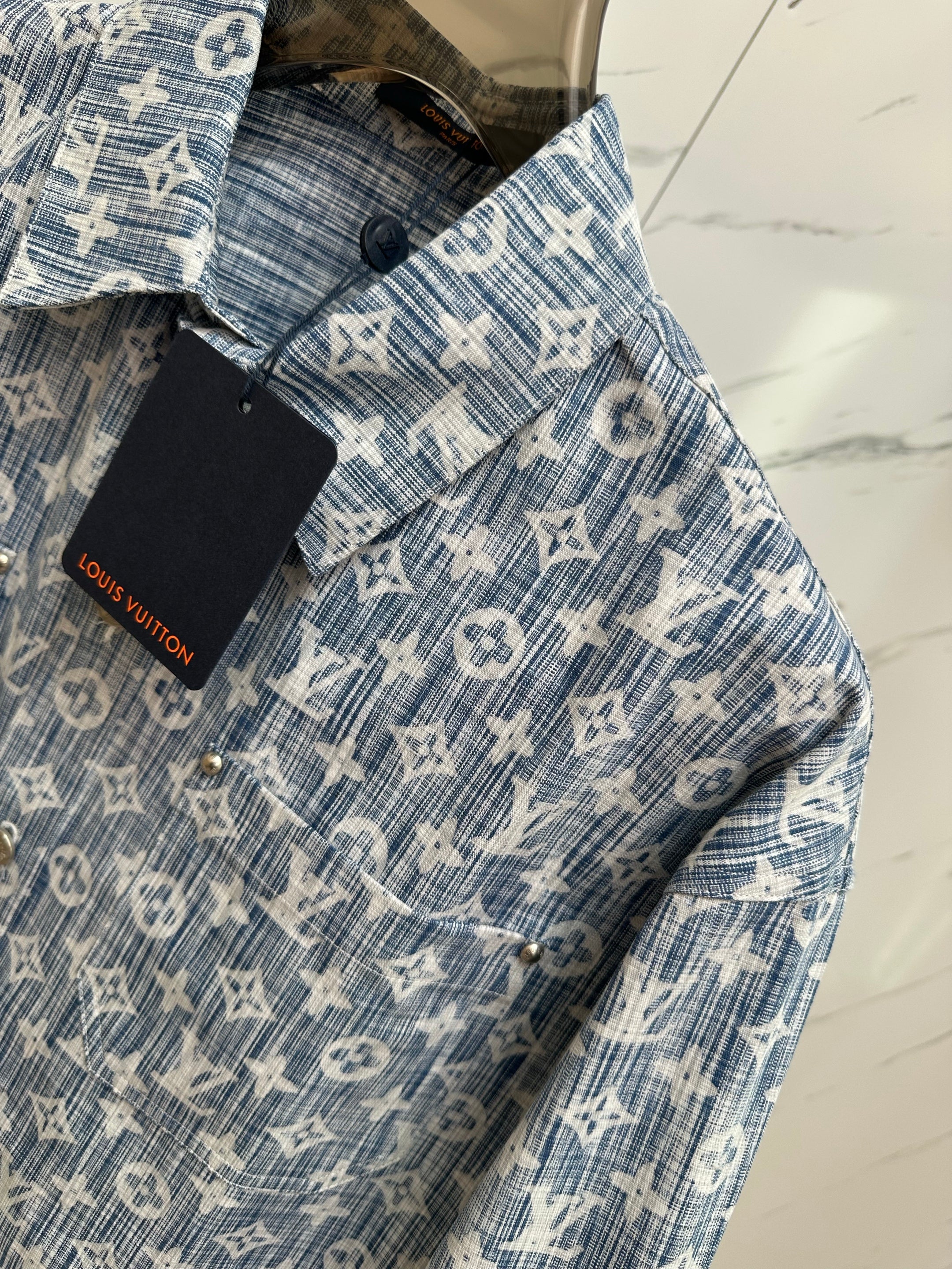 LV SHIRT JACKET IN BLUE MONOGRAM WASHED DENIM 238932