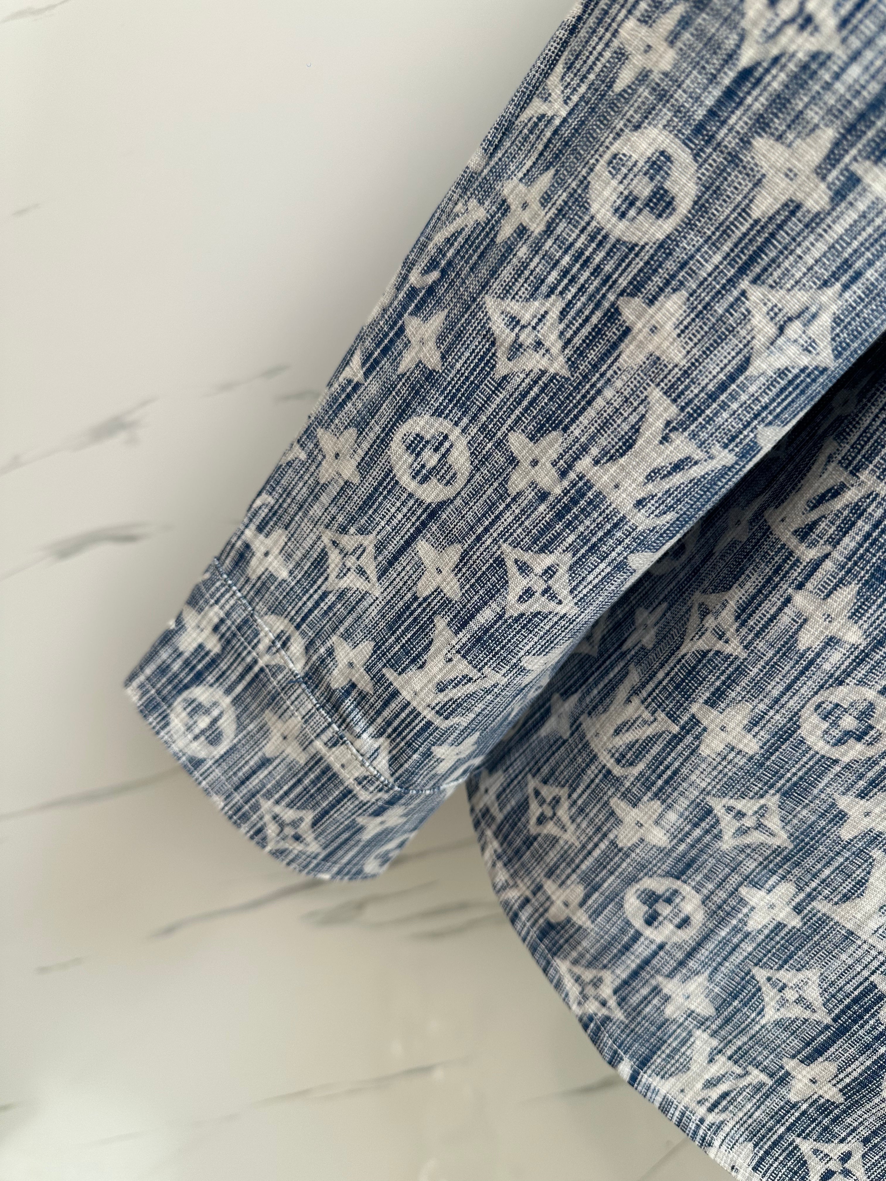 LV SHIRT JACKET IN BLUE MONOGRAM WASHED DENIM 238932