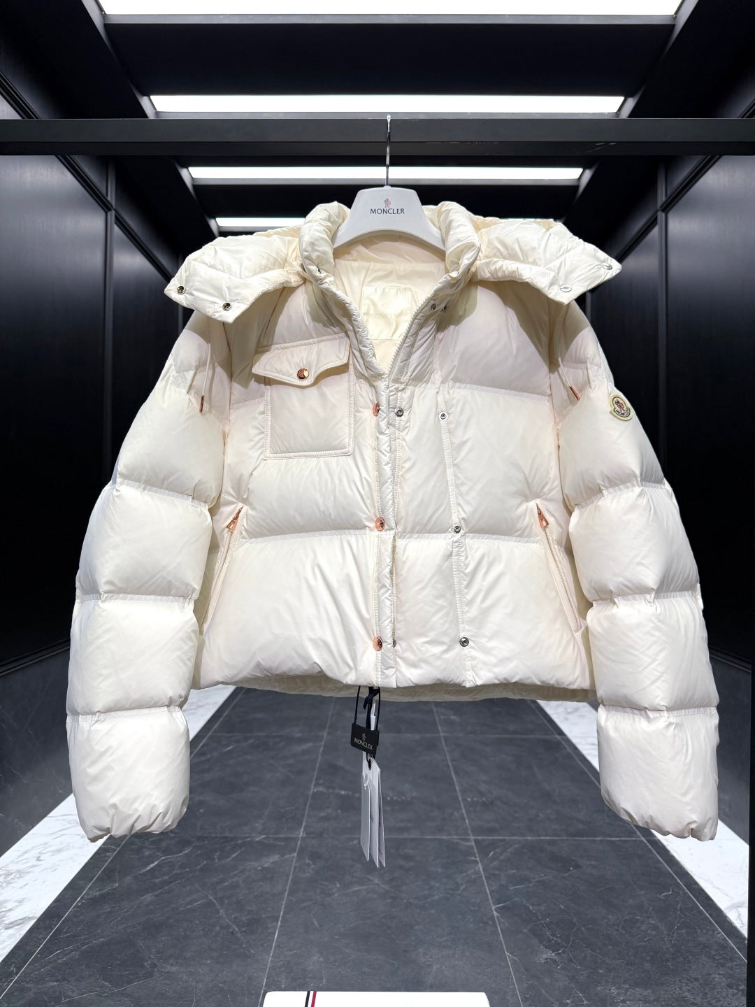 MC 2025 Short Down Jacket Ivory White Polyester