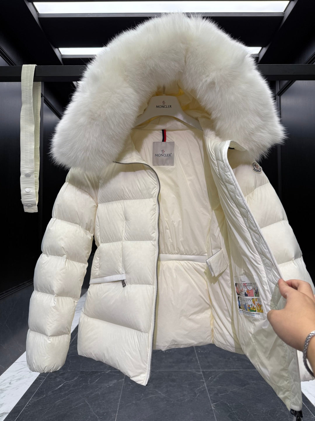 MC 25 Down Jacket White Polyester 0010