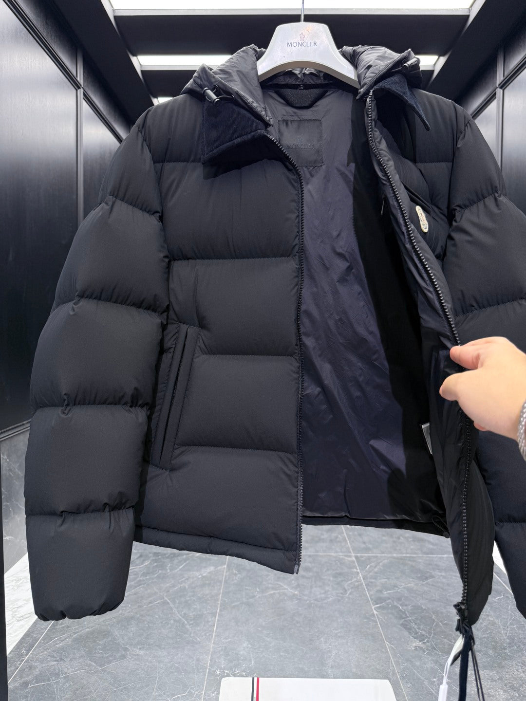 MC 25 Down Jacket Black Polyester 0012