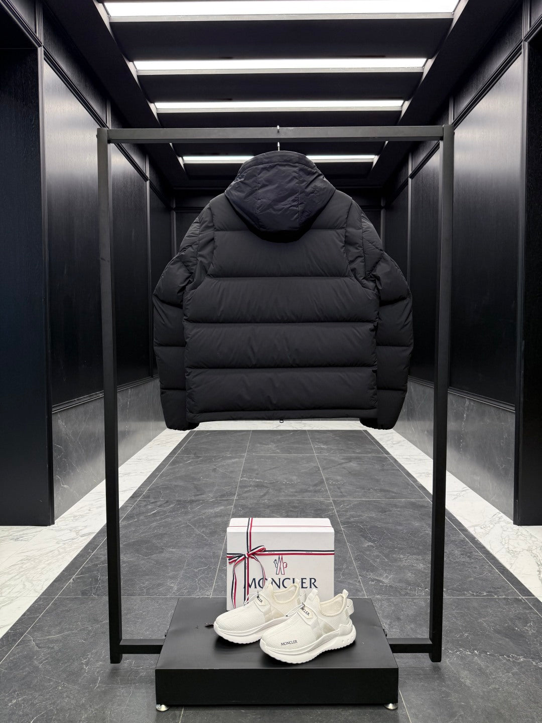 MC 25 Down Jacket Black Polyester 0012