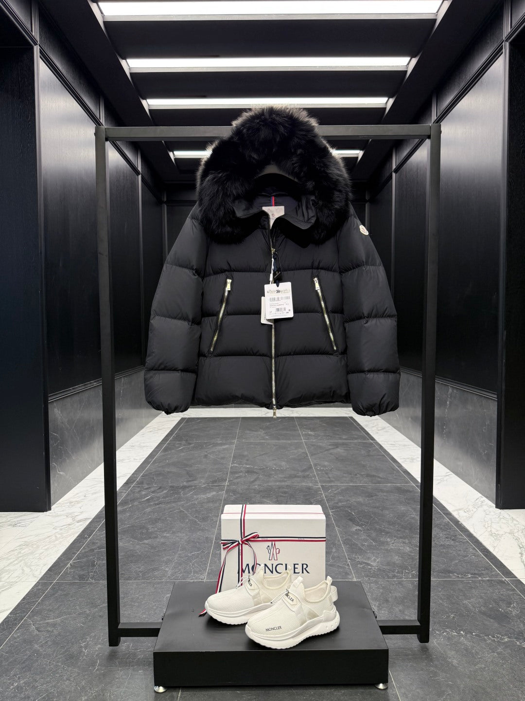 MC 25 Down Jacket Black Polyester 0017