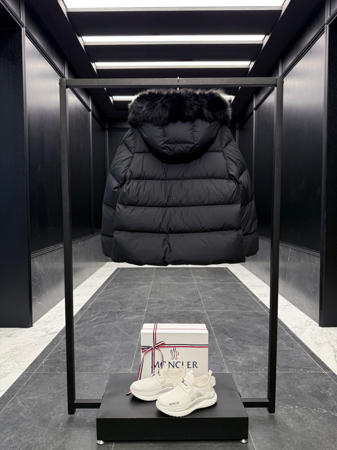 MC 25 Down Jacket Black Polyester 0017