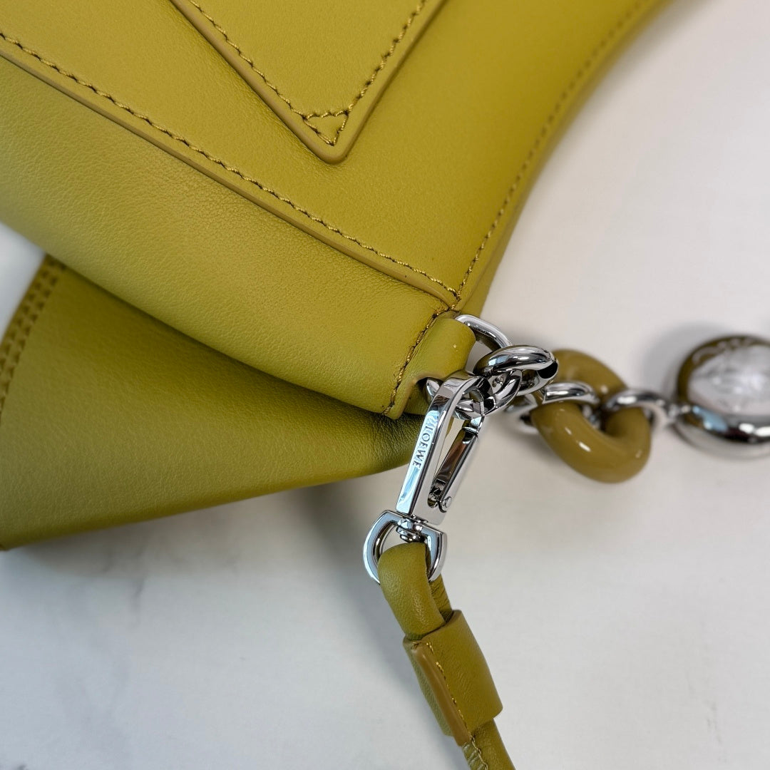 Loewe 2025 Ola 26 Bag Ginger Smooth Calfskin 274670