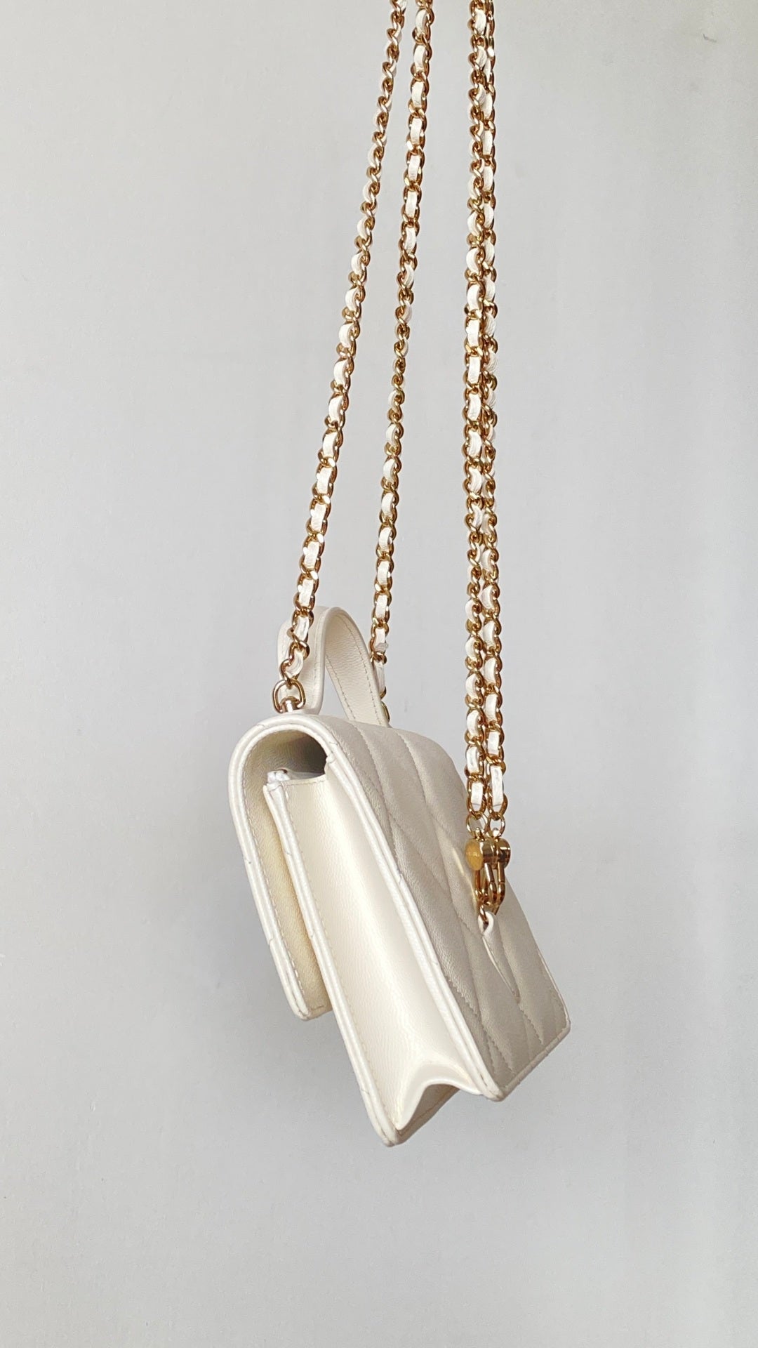 Chanel 25 Bag 18cm White Lambskin