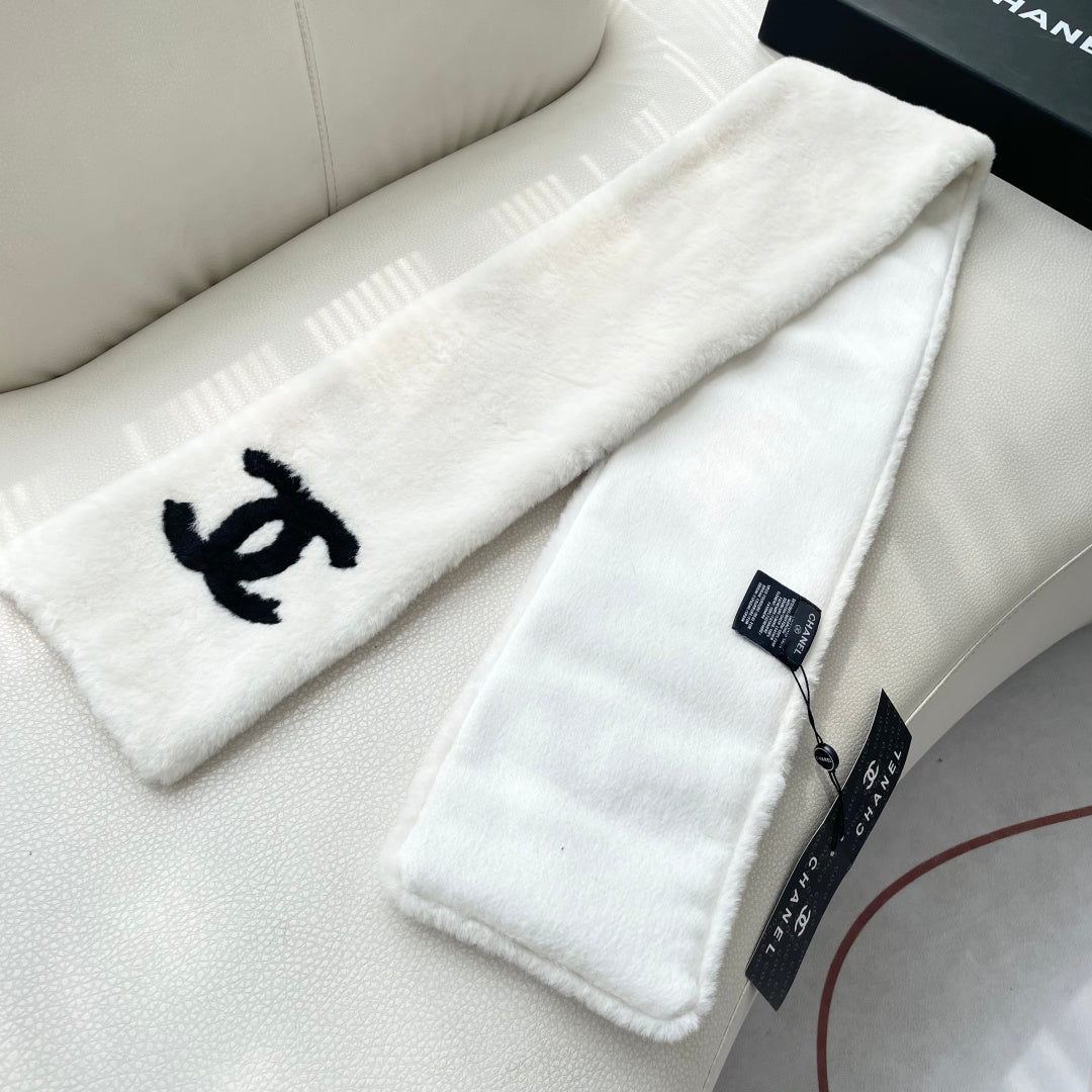 CC 25 Scarf 170cm White Black Fleece 968491