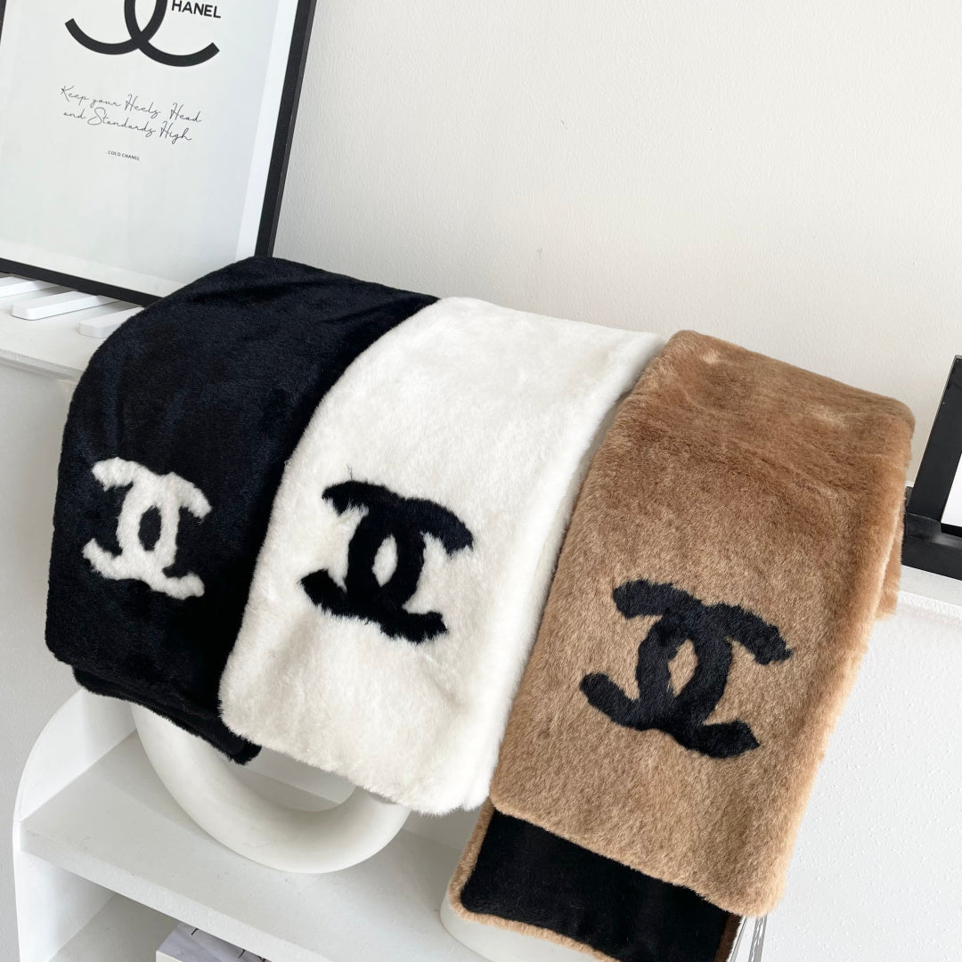 CC 25 Scarf 170cm White Black Fleece 968491