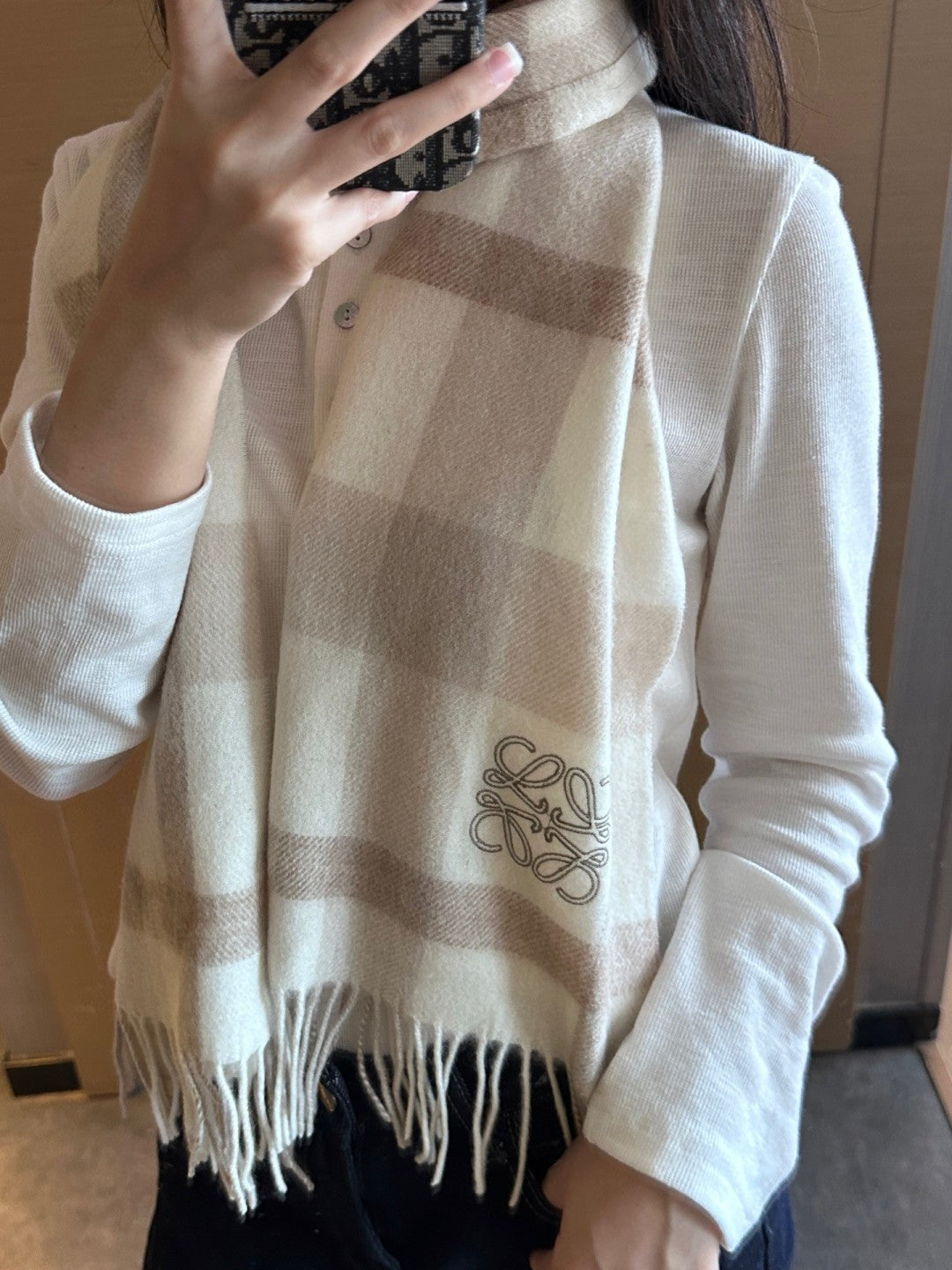 Loewe Scarf 180CM Ivory Beige Cashmere 969482