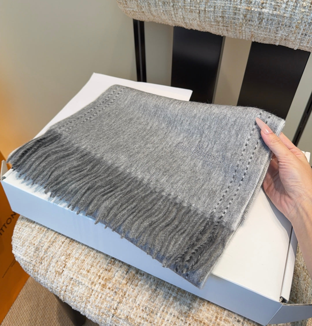 LV Scarf 180cm Gray Cashmere 973408