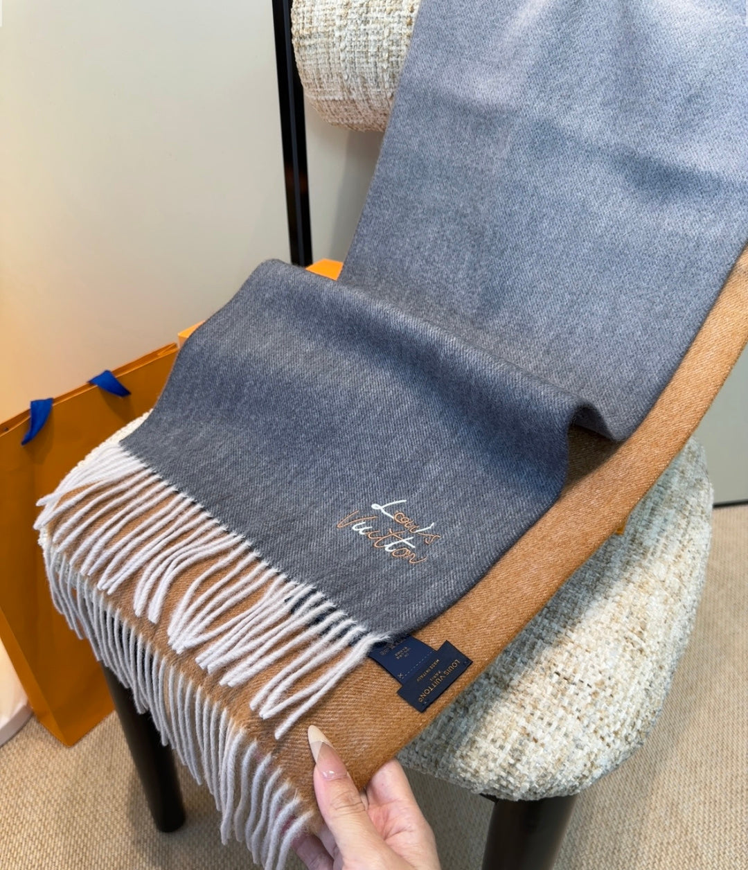LV Scarf 185cm Gray Wool Cashmere 976980