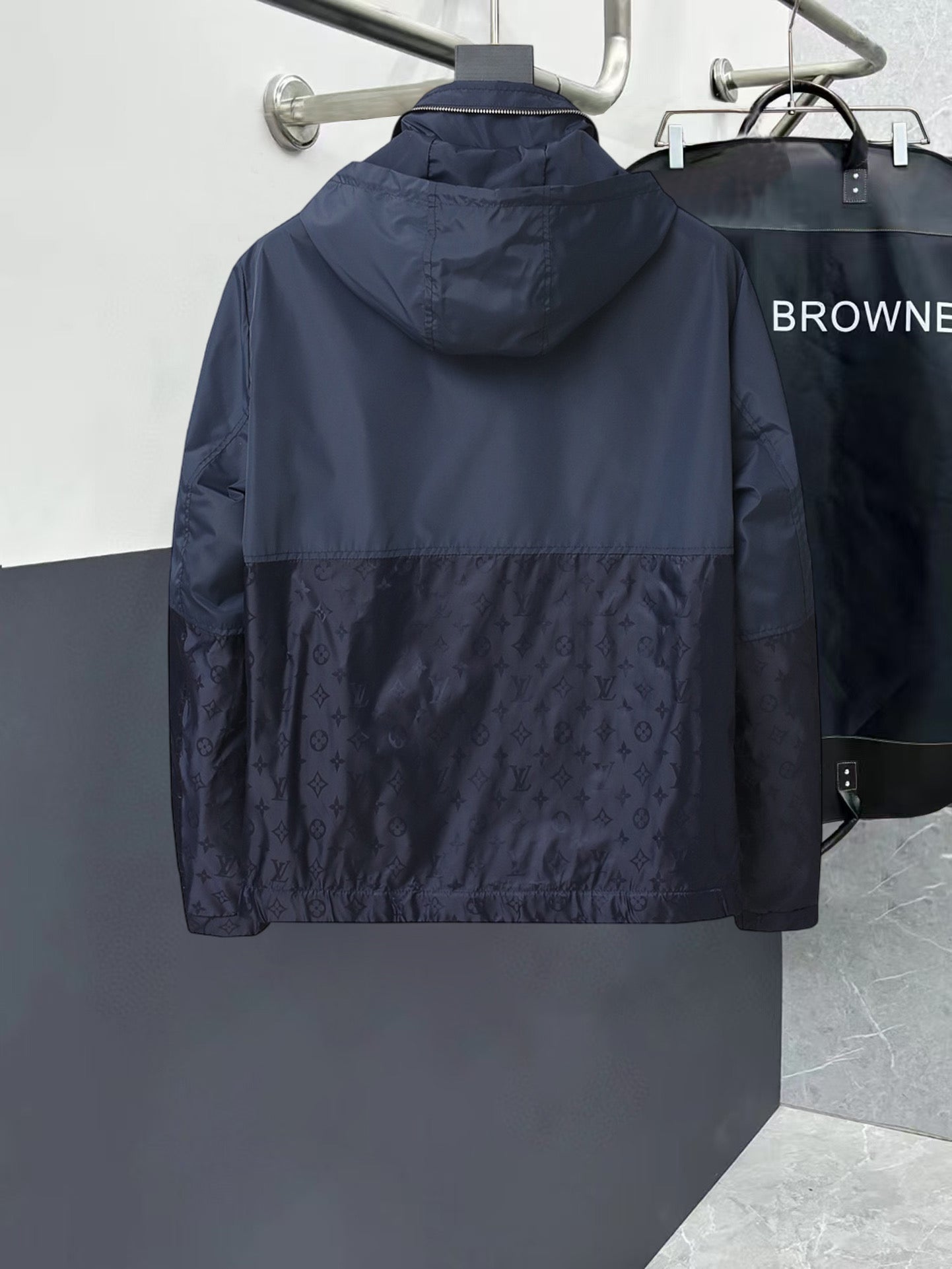 LV HOODED JACKET NAVY BLUE 239028