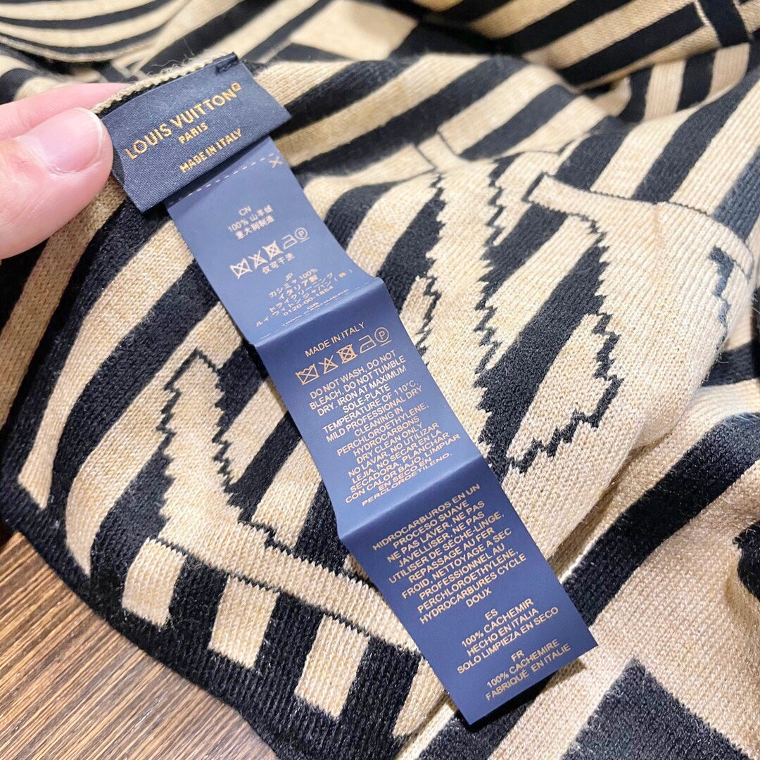 LV Unisex Scarf 180cm Black Beige Fabric 968478