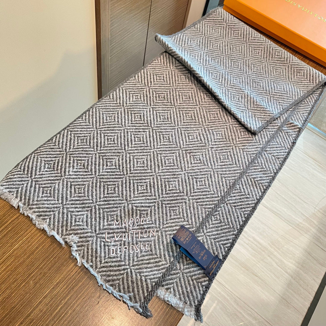 LV Exclusive Scarf 200cm Gray Cashmere 976320