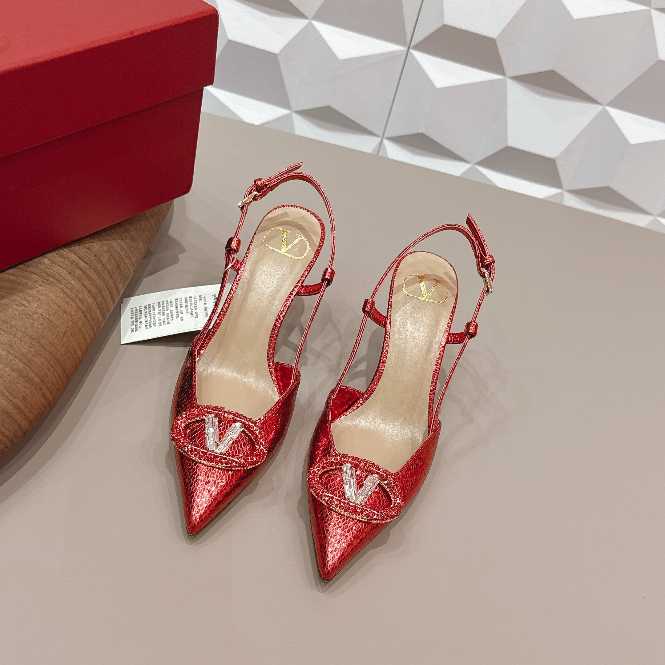 VT 26s Slingback 80 Red Snake Skin 613585
